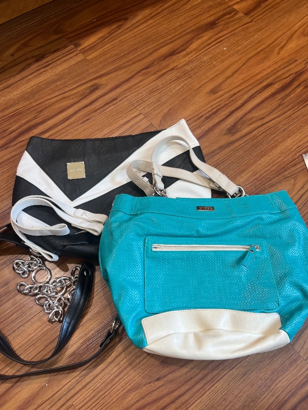 Miche Interchangeable Bag Shells and Base